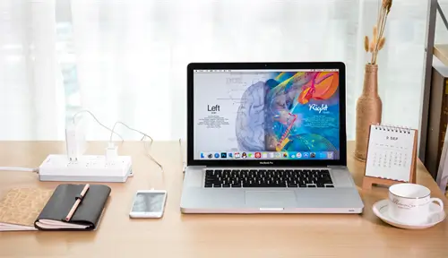 公司介绍英语简单